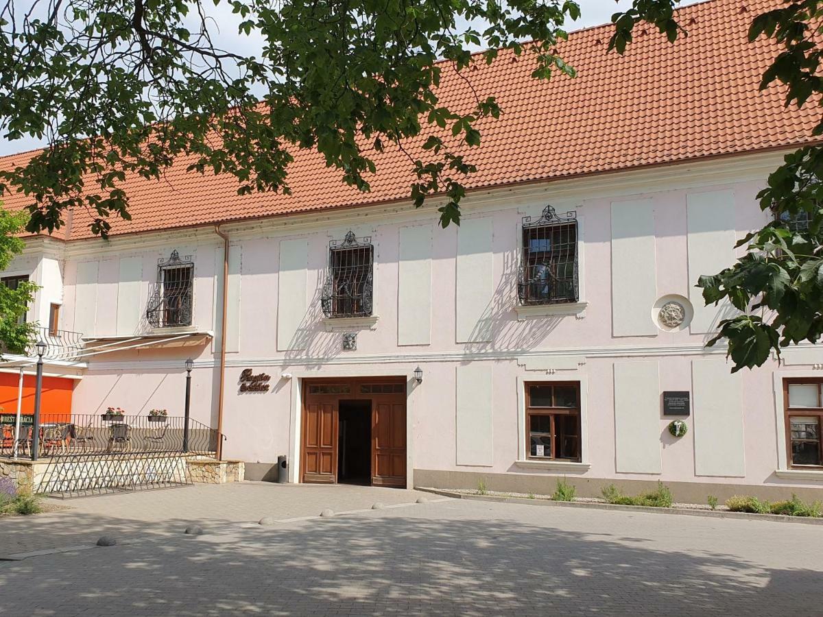 Penzion Sessler *** Trnava Esterno foto